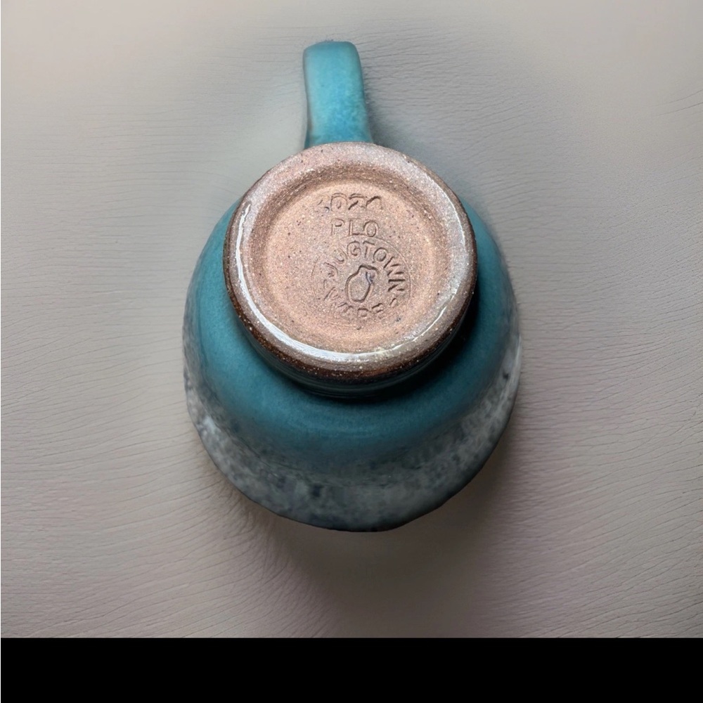 Elegant Teal Ceramic Mug - Picture 4 of 7